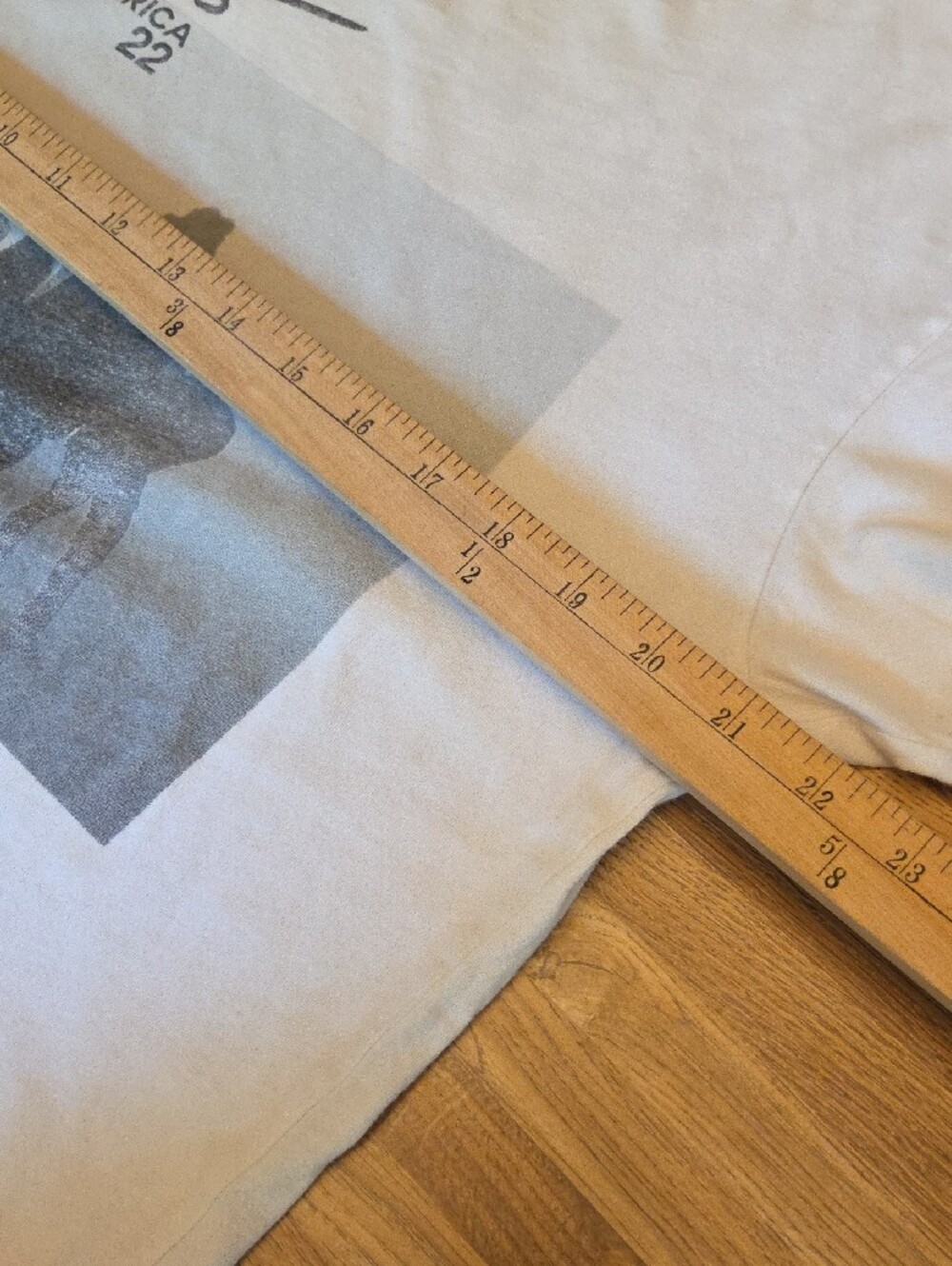 White Graphic Tee - Latin America 2022 - Picture 7 of 7